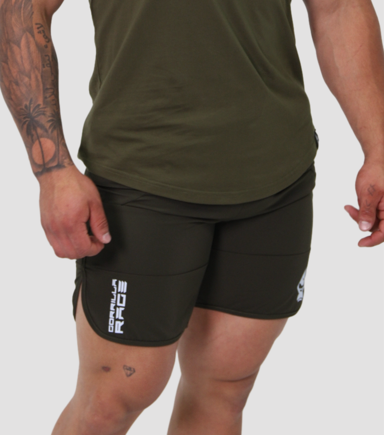 SIDE SPLIT HEM TRAINING SHORTS